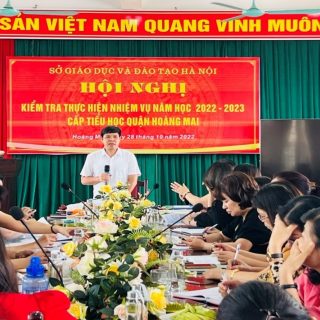 Ông Đào Tân Lý – Trưởng phòng Giáo dục Tiểu học- Trưởng đoàn triển khai công tác kiểm tra của Sở GD&ĐT Hà Nội đối với cấp tiểu học quận Hoàng Mai tại trường Tiểu học Lĩnh Nam